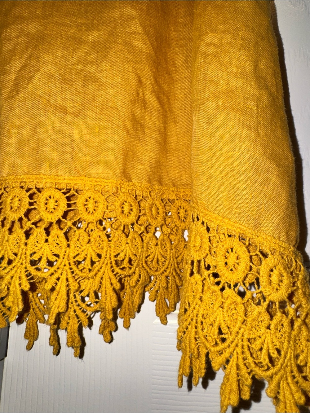 100% LINEN Terzo Millennio - Linen Tank Top with Crochet Hem - Picture 3 of 5